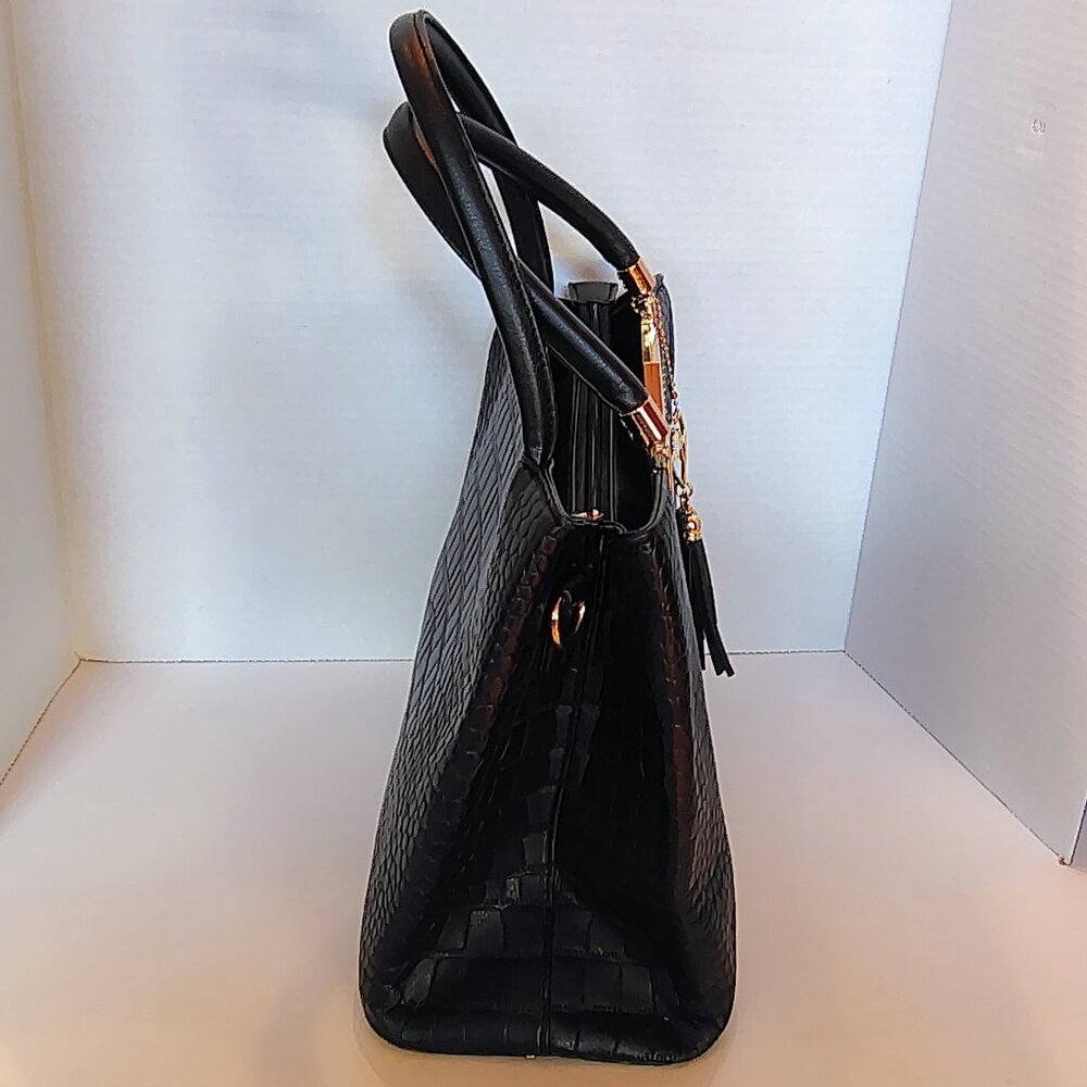 Crossi Black Gold Purse Handbag Crocodile Bag Zipper Tassle Pockets - Picture 10 of 13